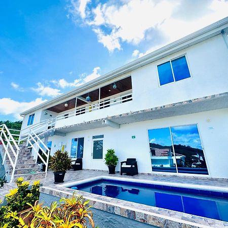 Posada Lkjay Providencia Isla エクステリア 写真