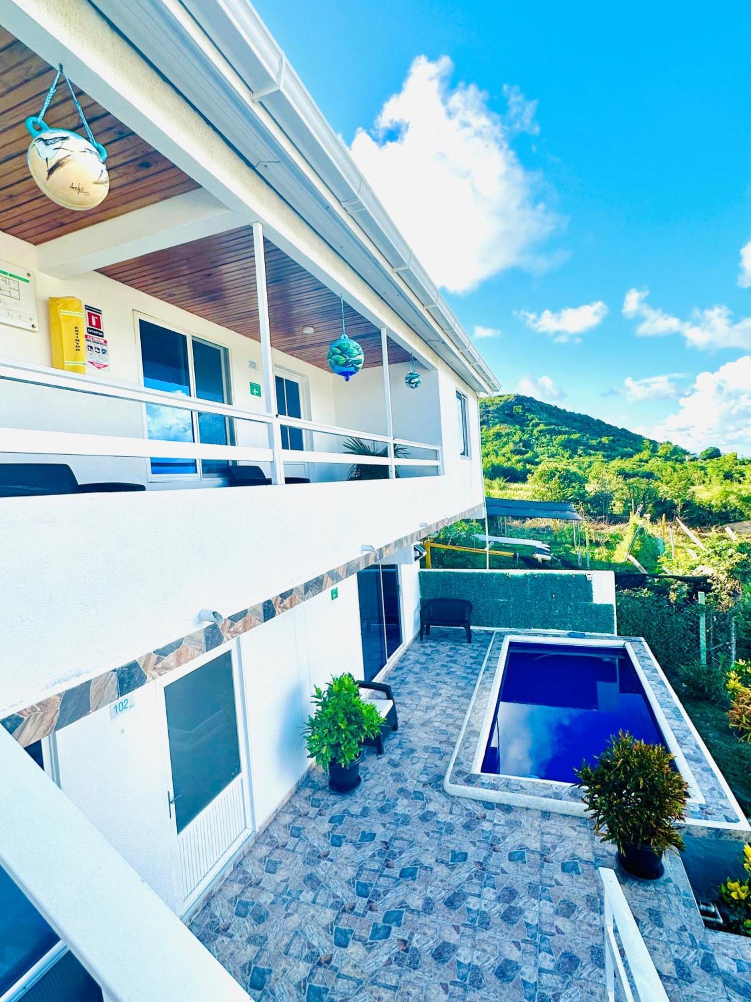 Posada Lkjay Providencia Isla エクステリア 写真